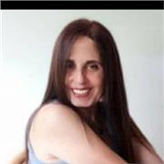 Profesora de varias materias para niños de primaria